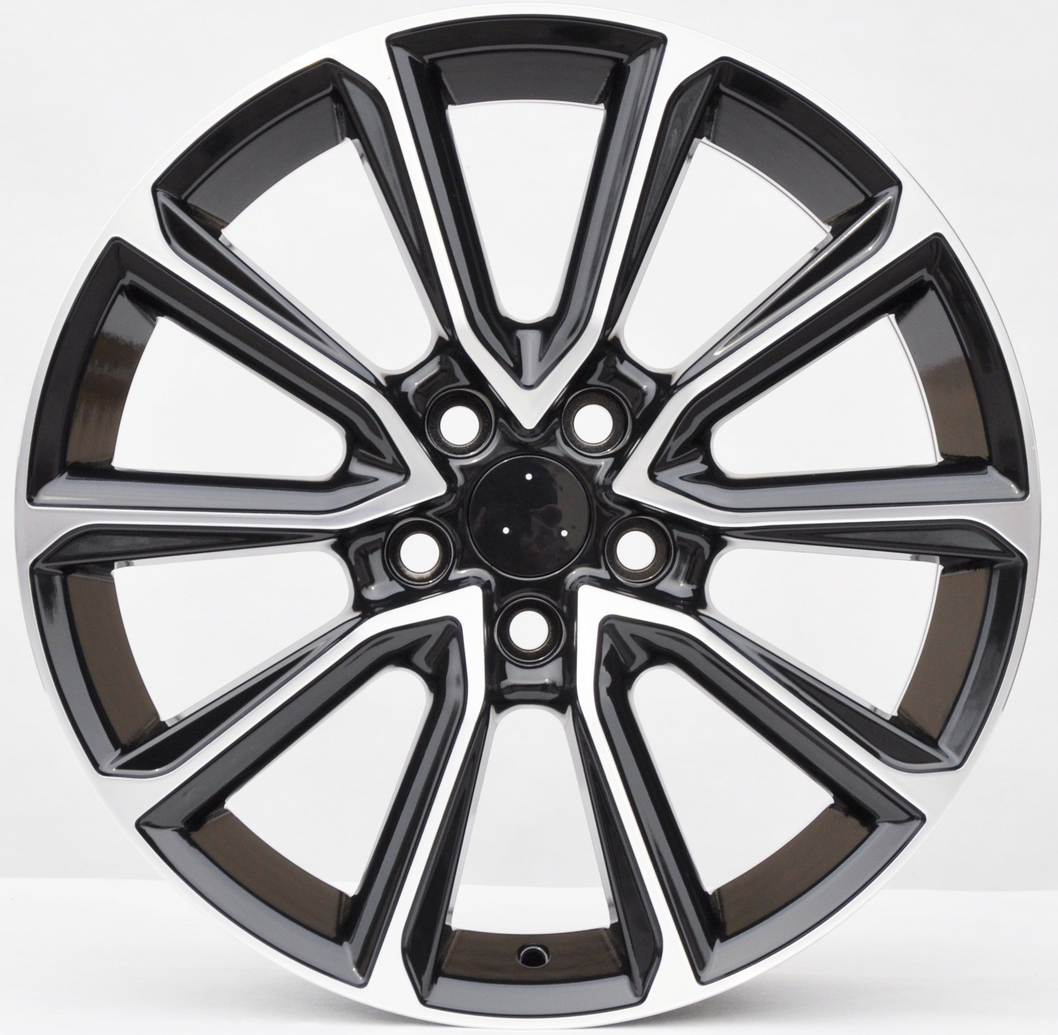 PDW 5344 Alufælge 18" 5x114.3 ET35 – Poleret/sort (sæt á 4)