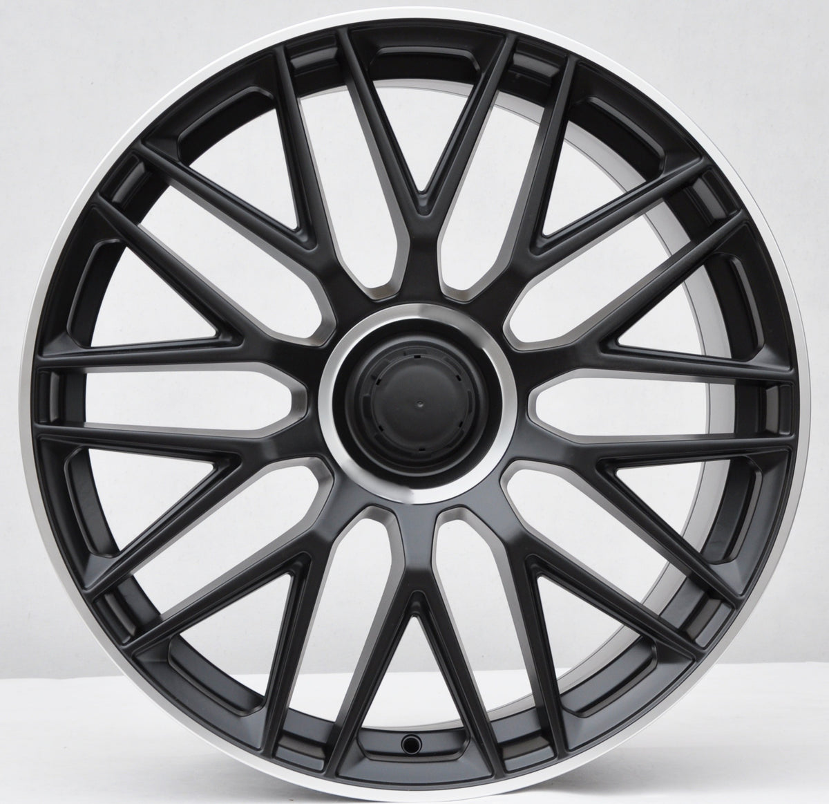 PDW 1766 Alufælge 22" 10J 5x112 ET43 – Poleret/sort mat (sæt á 4)