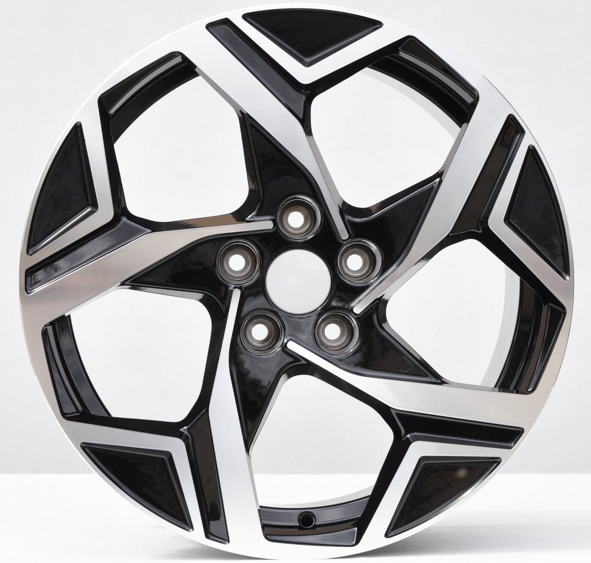 PDW 5700 Alufælge 17" 7J 5x114.3 ET48 – Poleret/sort (sæt á 4)