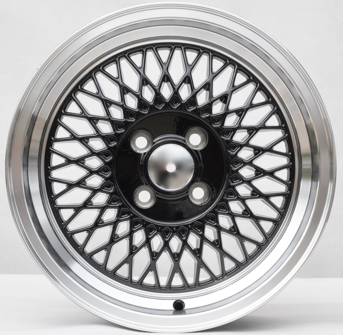 PDW 483 Alufælge 15" 7J 4x100 ET25 – Sort/poleret kant (sæt á 4)