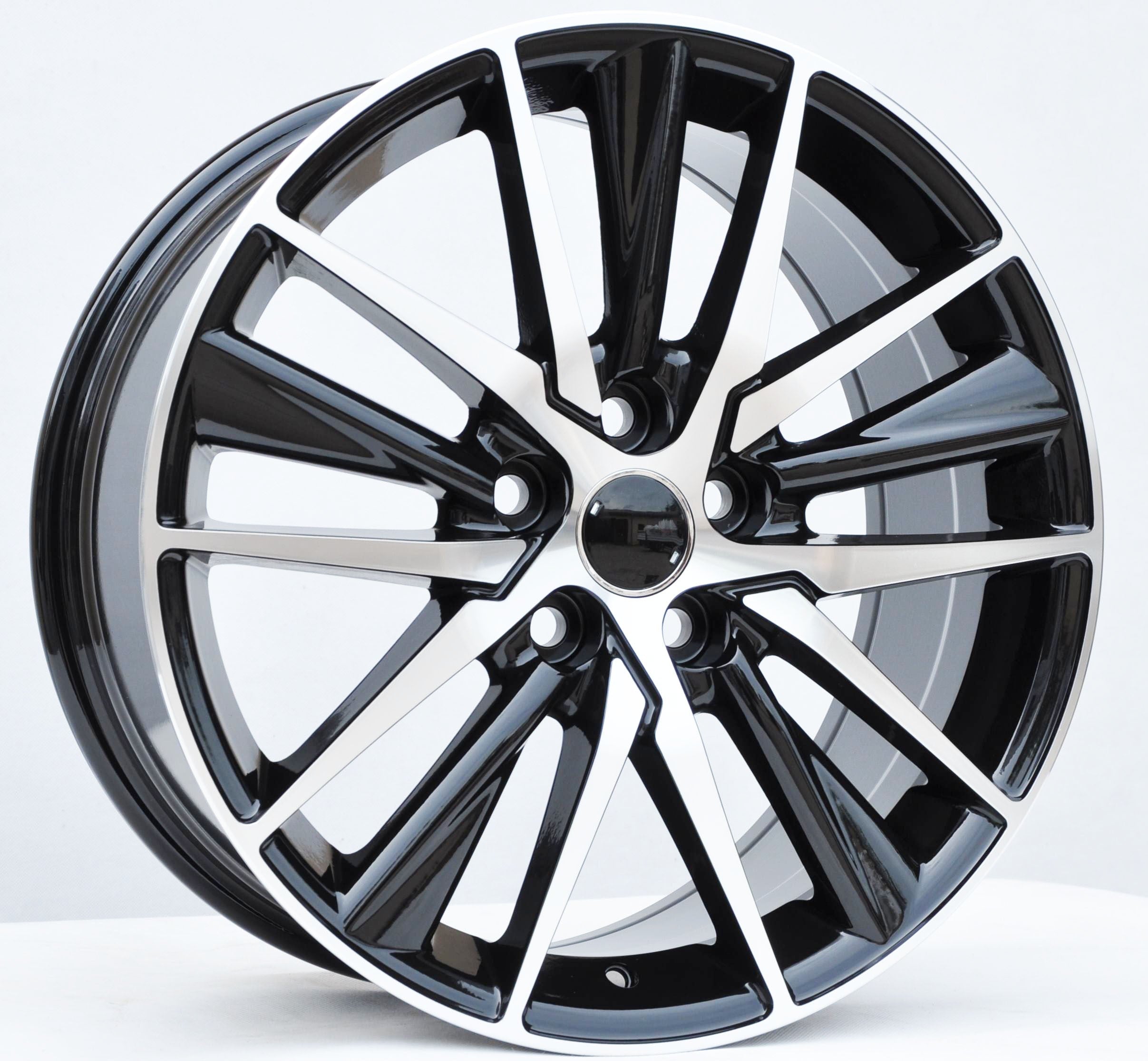 PDW 1638 Alufælge 17" 5x100 ET45 – Poleret/sort (sæt á 4)