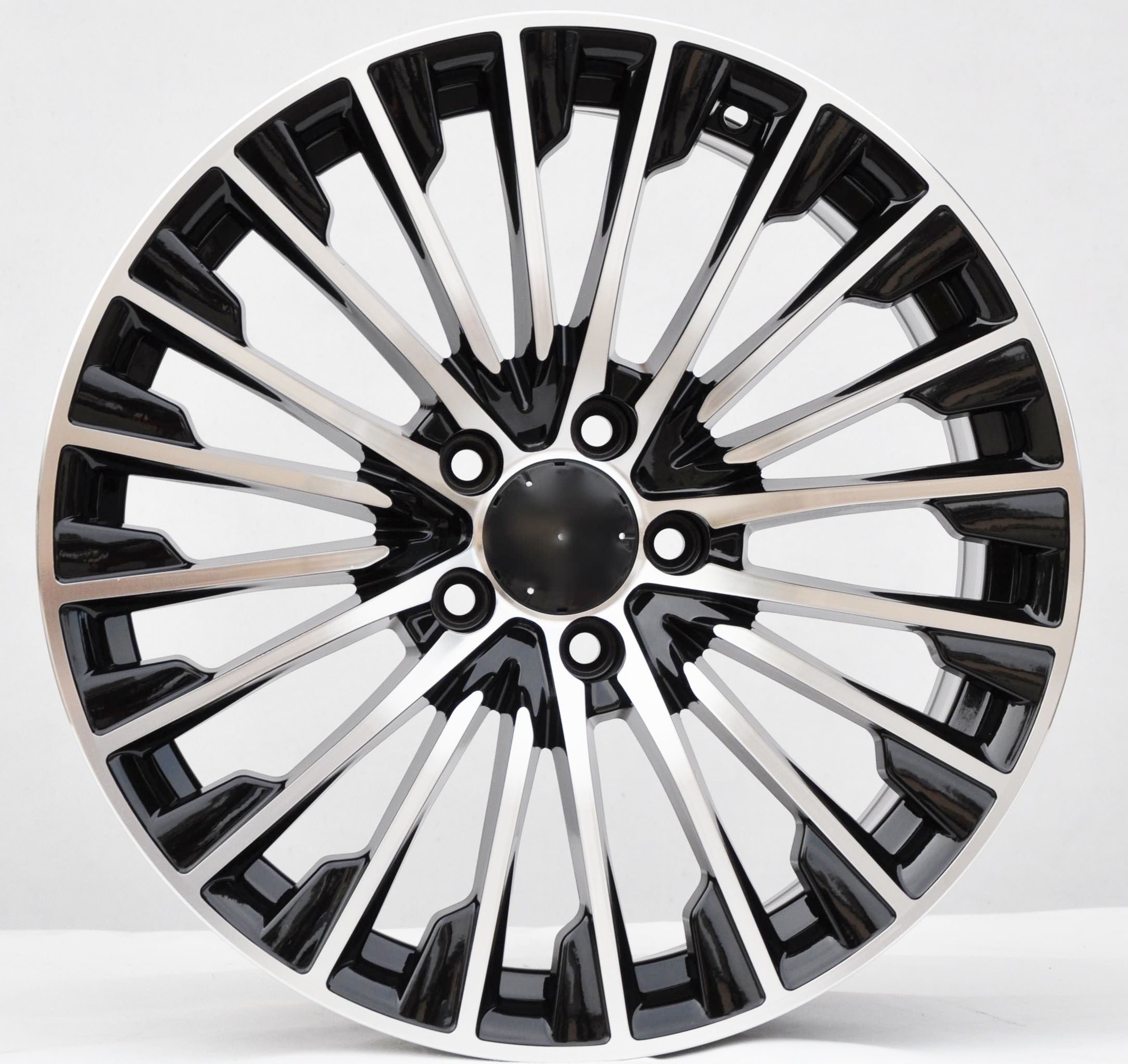 PDW FBX132 Alufælge 19" 5x112 ET35 – Poleret/sort (sæt á 4)