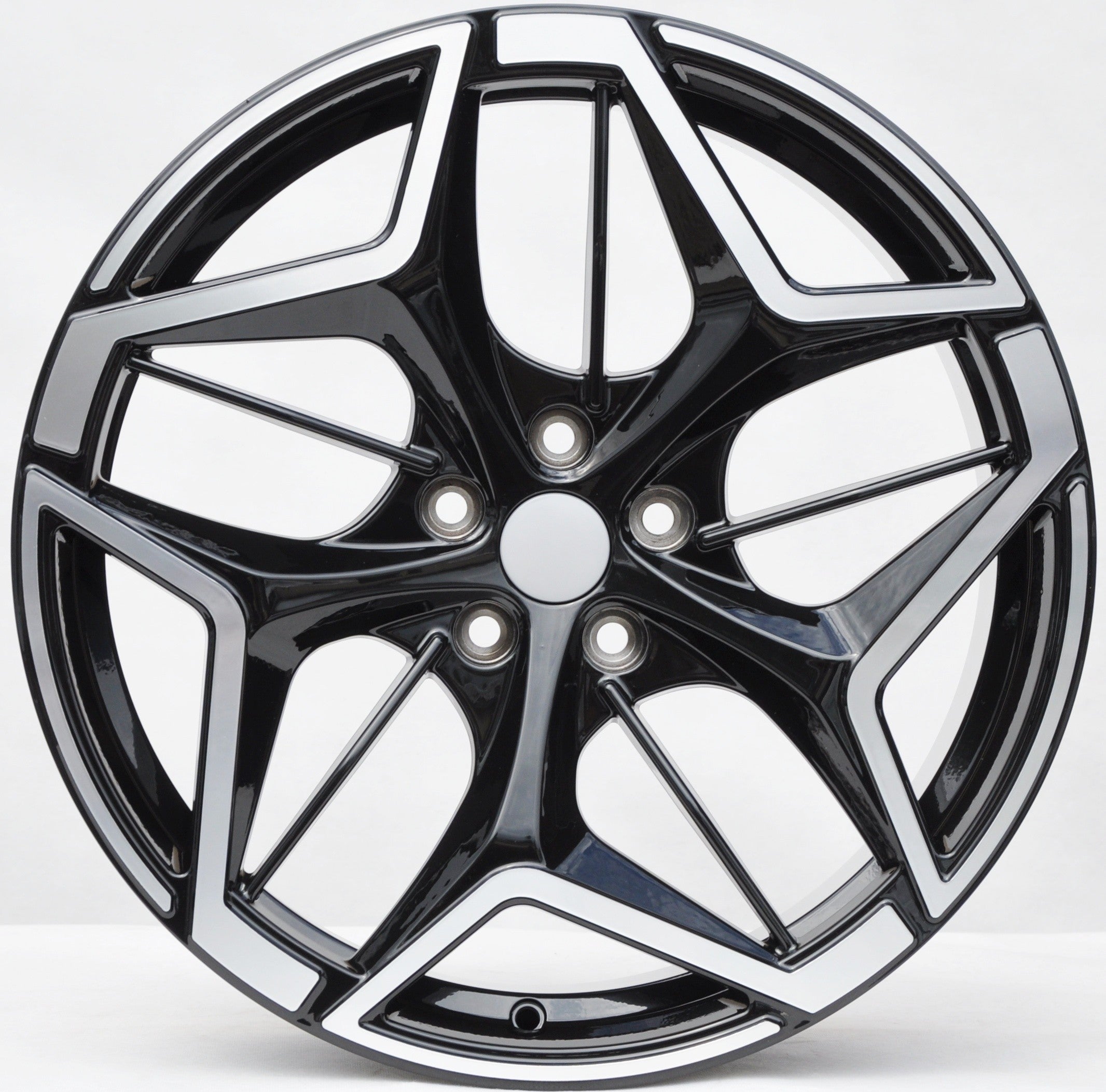 PDW 3635 Alufælge 19" 5x108 ET50 – Poleret/sort (sæt á 4)