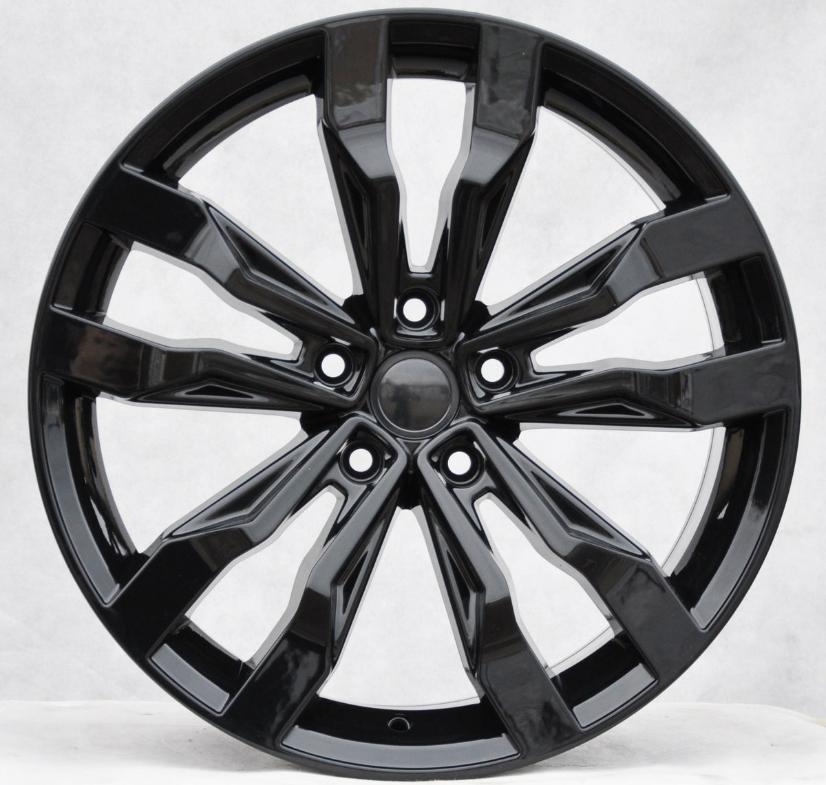 PDW 5333/272 Alufælge 20" 8,5J 5x112 ET28 – Sort (sæt á 4)