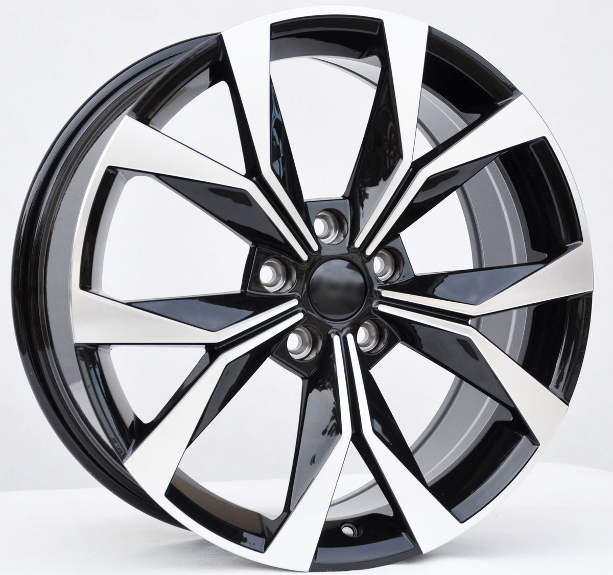 PDW 5627 Alufælge 17" 7,5J 5x110 ET40 – Poleret/sort (sæt á 4)