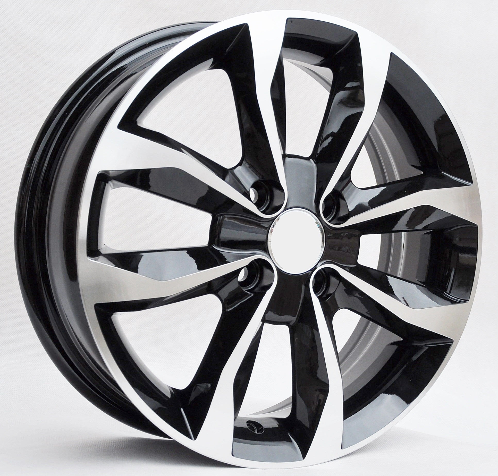 PDW 415 Alufælge 15" 4x100 ET50 – Poleret/sort (sæt á 4)