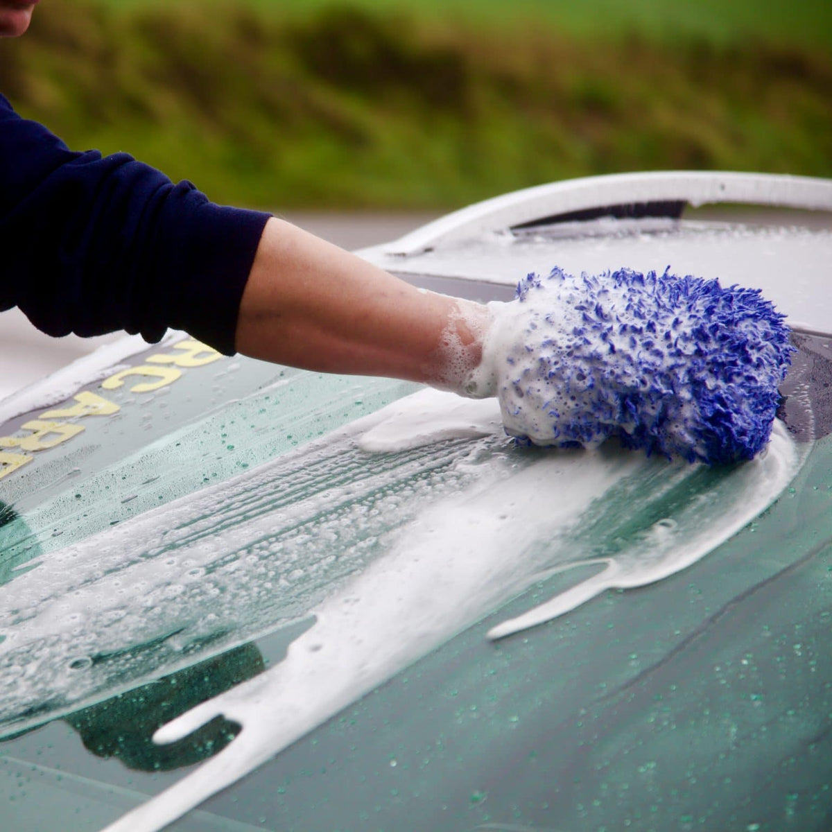 Meguiars Ultimate Wash & Wax på bil